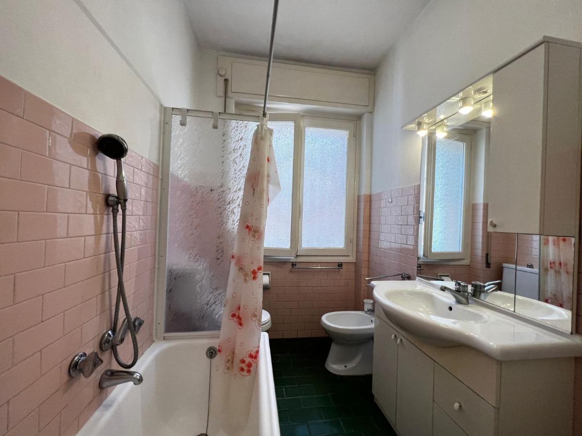Suite A 2 Passi Dalla Spiaggia - Ospedaletti Exteriör bild